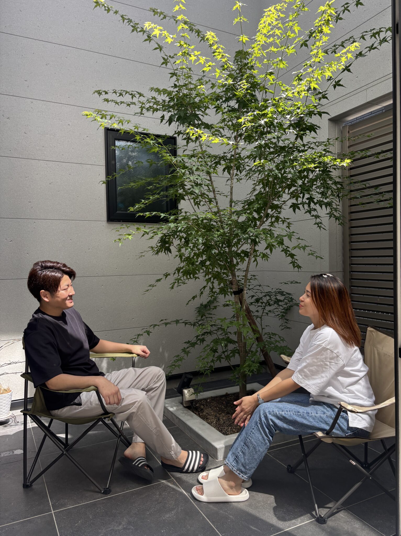 モミジを植えた4.5畳の中庭